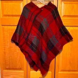 Buffalo plaid poncho